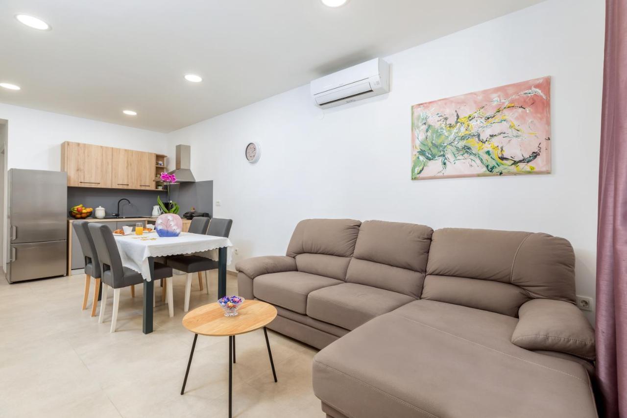 Lorilu Apartment